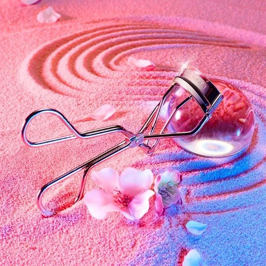 iconic eyelash curler